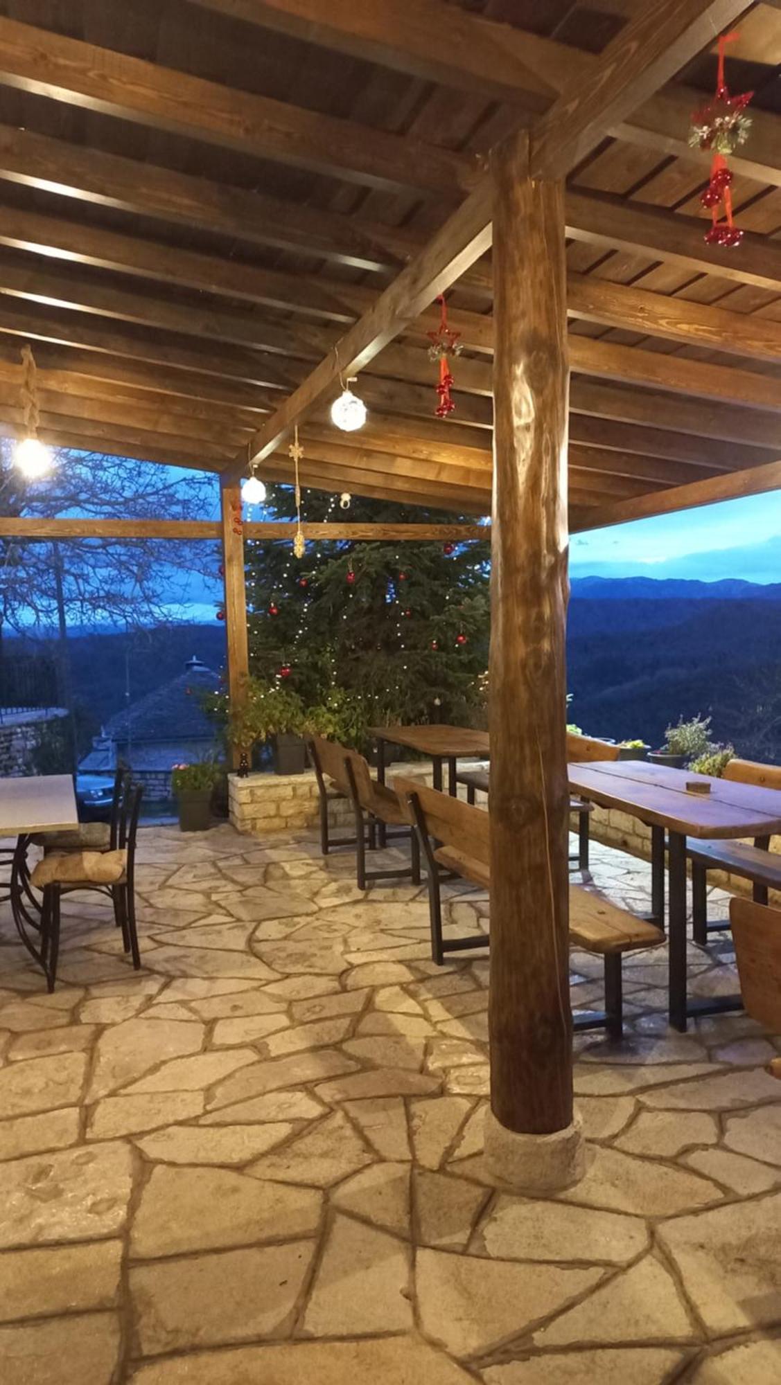 Guesthouse Selini Vitsa Exterior foto
